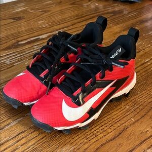 Nike 1Y Alpha Football Cleats